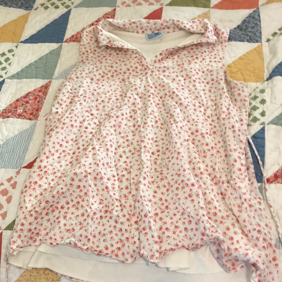 Flowered maternity top - Picture 1 of 2